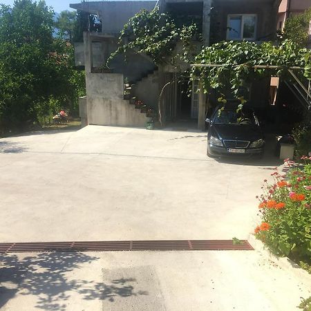 Milmaris Apartments 蒂瓦特 外观 照片