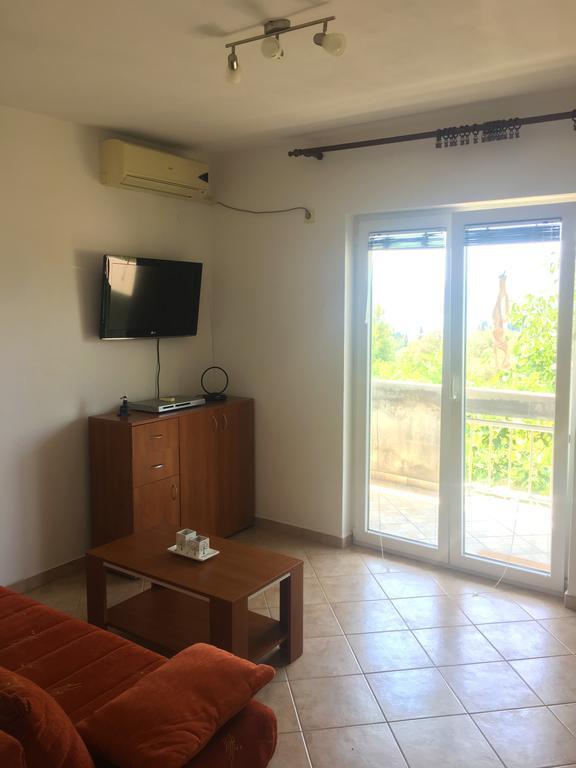 Milmaris Apartments 蒂瓦特 外观 照片
